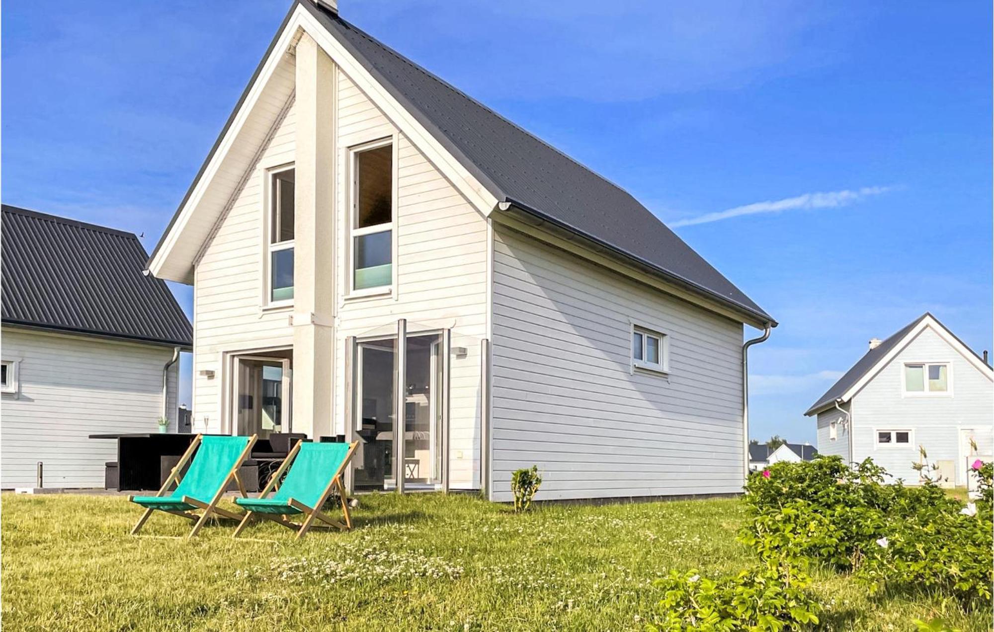 Stunning Home In Ostseeresort Olpenitz With Sauna Екстериор снимка